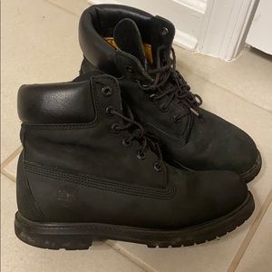 Black timberland boots